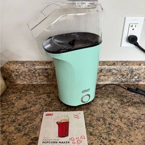 Dash Air Popcorn Maker